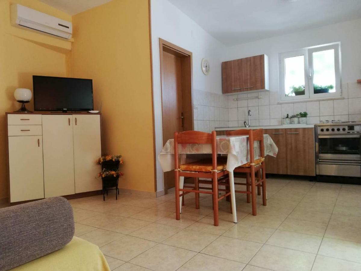 Apartment Center Tonka Makarska Esterno foto