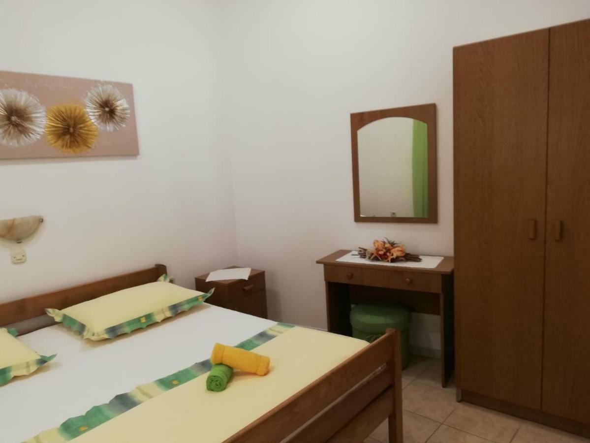 Apartment Center Tonka Makarska Esterno foto