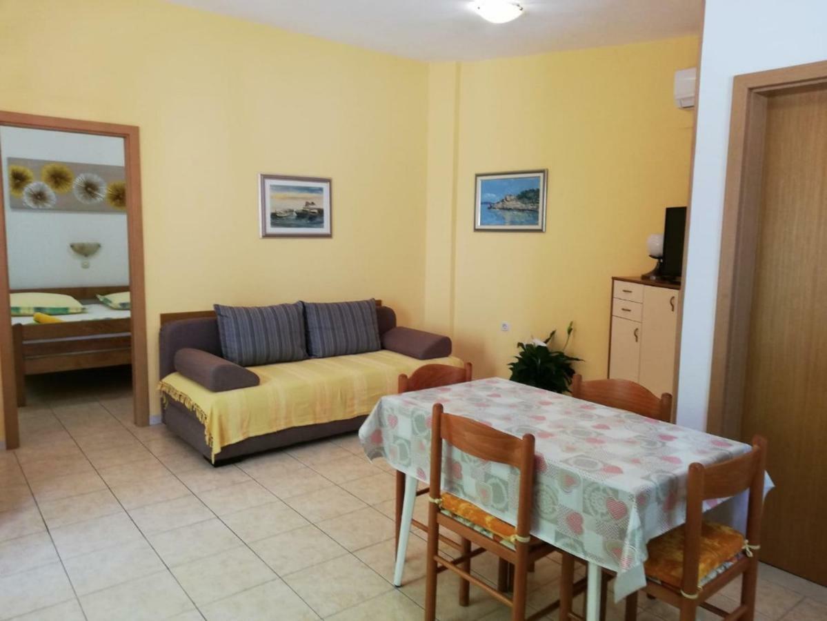 Apartment Center Tonka Makarska Esterno foto