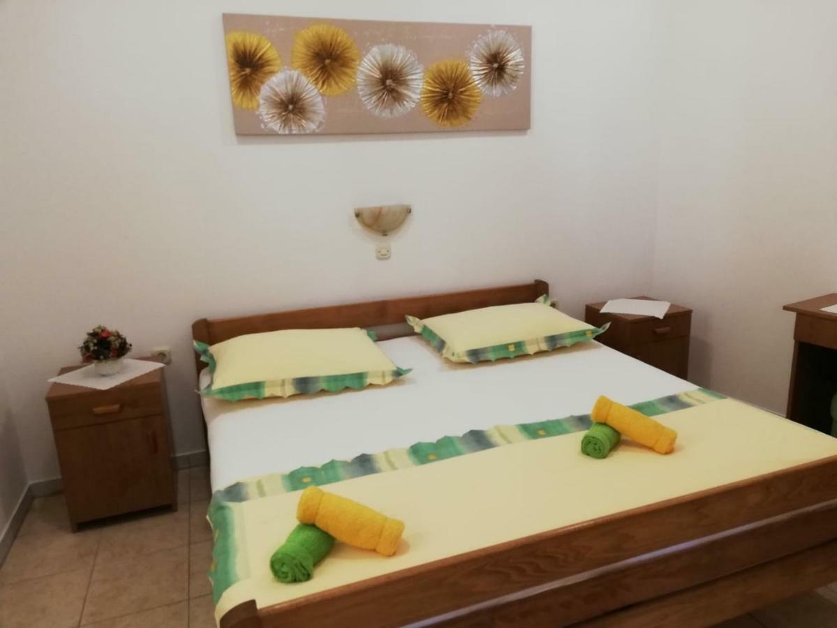 Apartment Center Tonka Makarska Esterno foto
