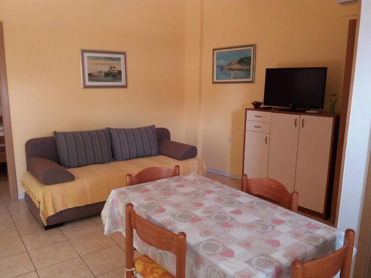 Apartment Center Tonka Makarska Esterno foto
